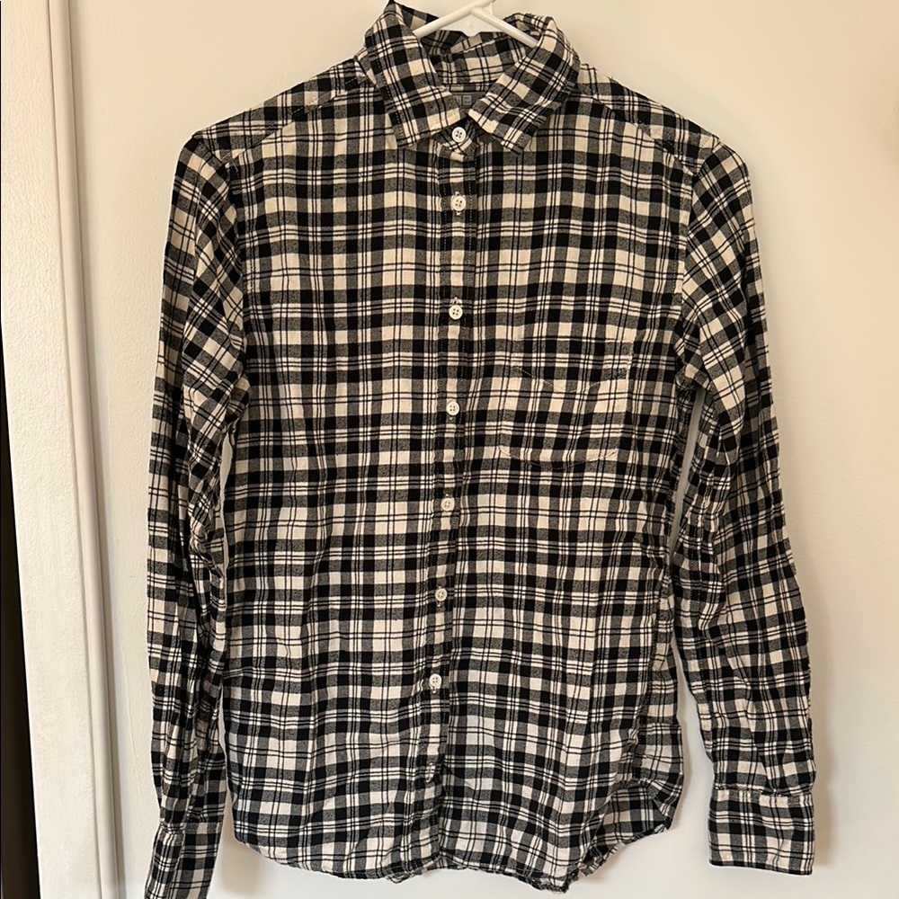 Uniqlo Plaid Flannel Shirt in Cream & Black